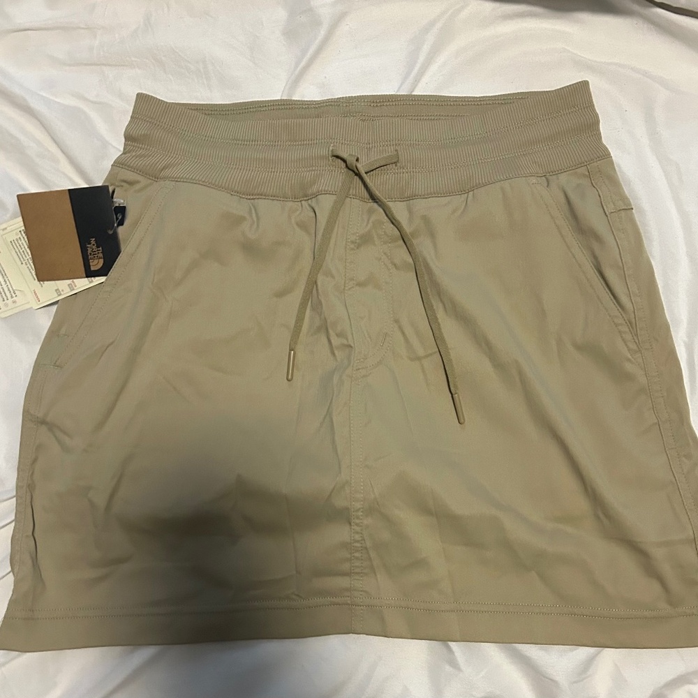 North face Aphrodite skort